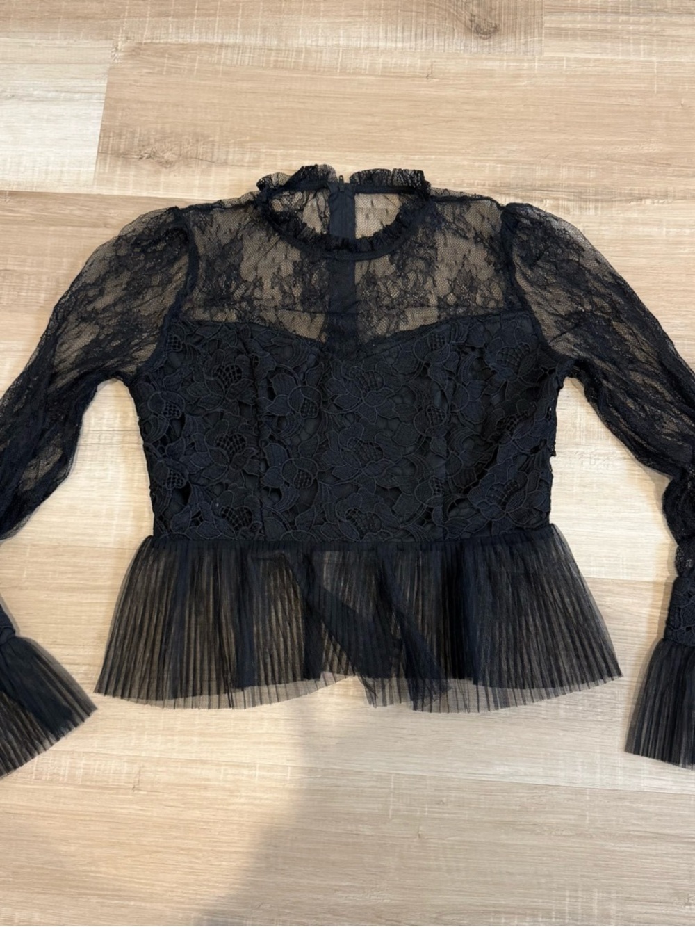 VICI Black Pleated Lace Peplum Blouse Size Medium - Picture 2 of 6